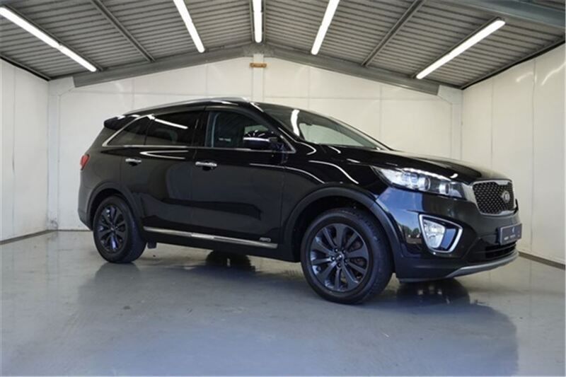 Black Used 2015 Kia Sorento SUV | £9,495 (Expensive) - Image 1/4