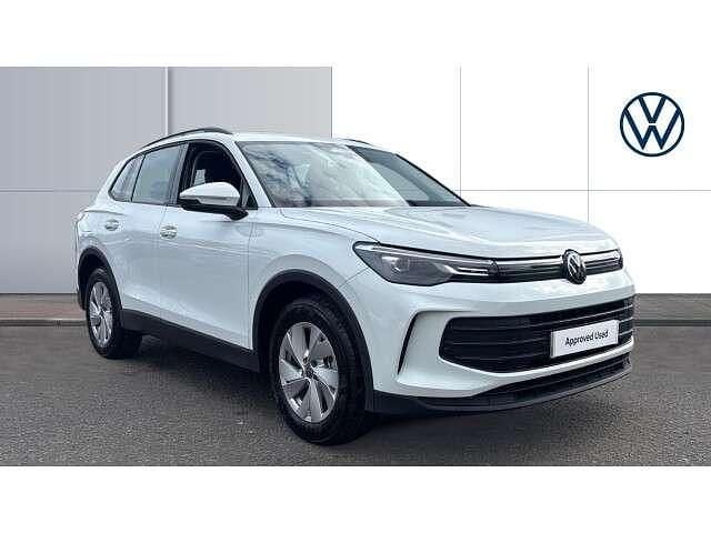 White New 2025 VW Tiguan SUV | £28,552 (Good price) - Image 1/4