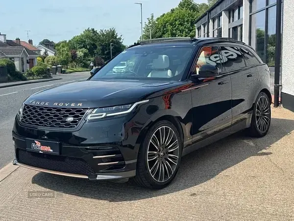 Used Land Rover Range Rover Velar SE Dynamic 236 HP (173 kW) 2018 Black SUV