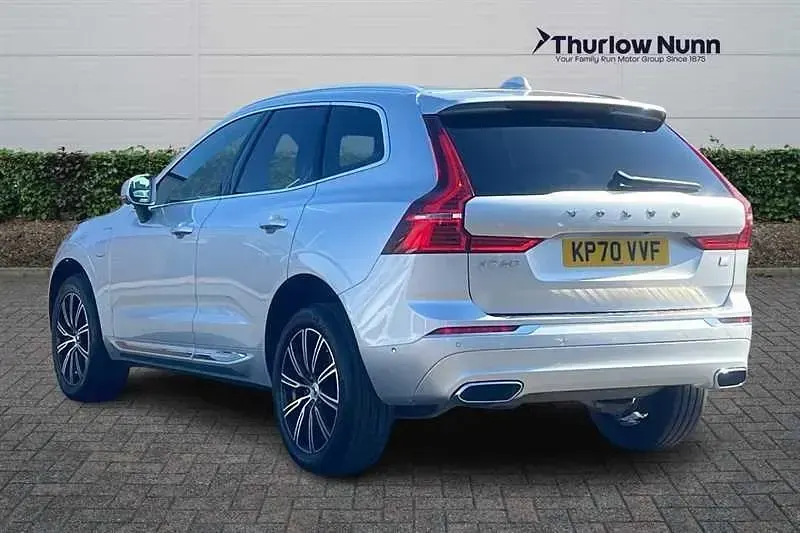 Used Volvo XC60 Inscription 340 HP (250 kW) 2020 Silver SUV