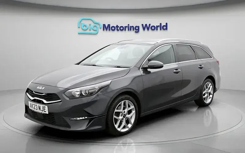 Gebraucht Kia Ceed Sportswagon 160 PS (117 kW) 2023 Kombi