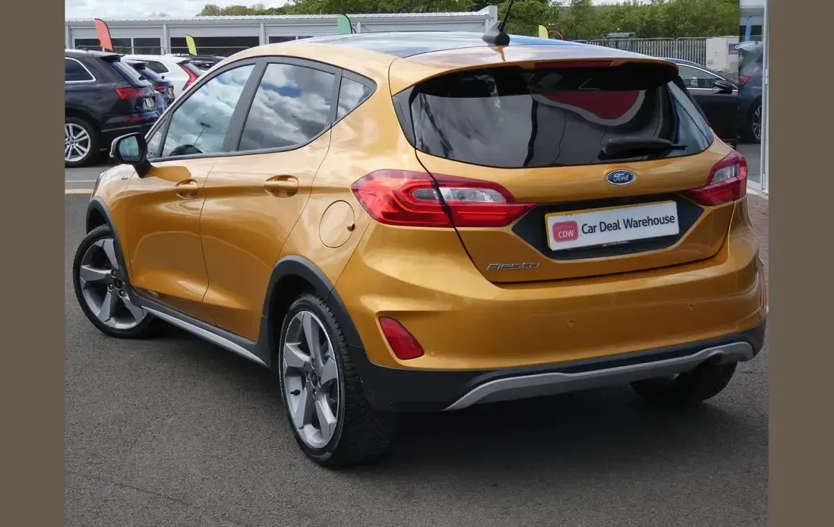 Used Ford Fiesta Active X 138 HP (101 kW) 2019 Yellow Hatchback