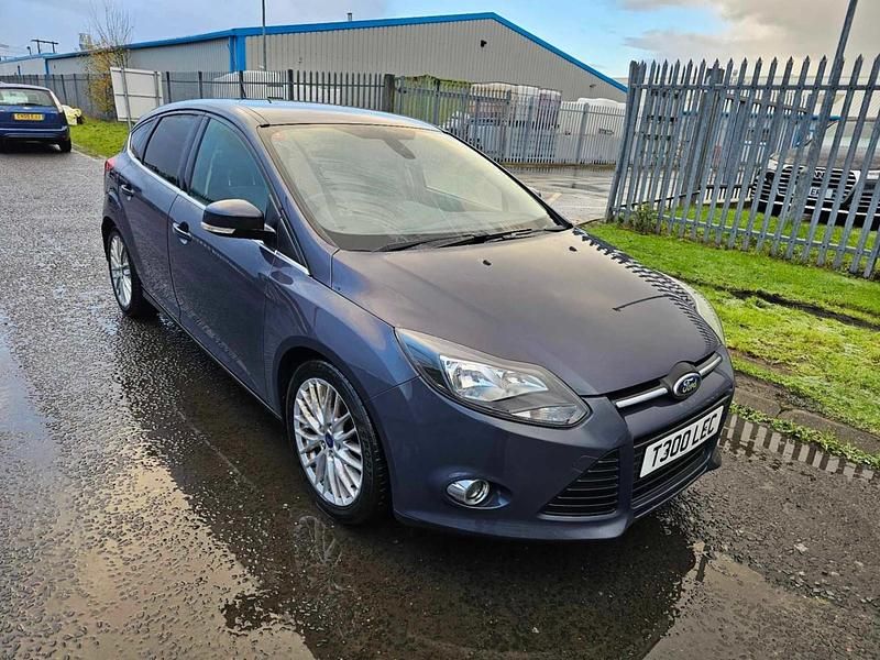 Used Ford Focus Zetec 115 HP (84 kW) 2013 Grey Hatchback