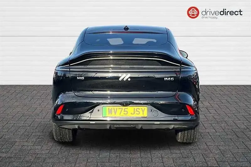 Begagnad MG IM6 Performance 553 kW (752 HK) 2025 Svart SUV