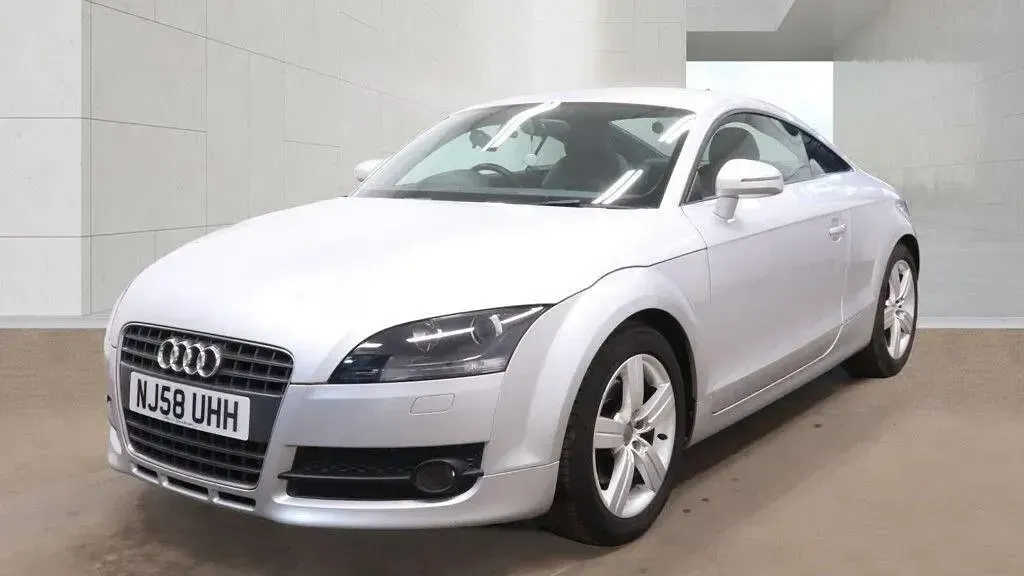 Begagnad Audi TT Comfort 200 HK (147 kW) 2008 Silver Sportkupé