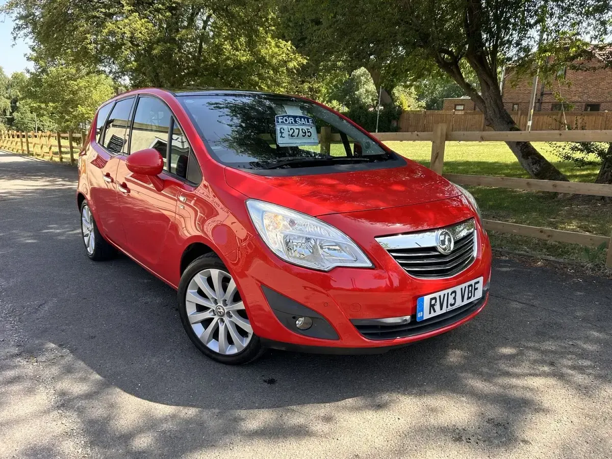 Used Vauxhall Meriva 2013 Red MPV