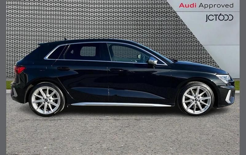 Used Audi S3 Sportback Comfort 310 HP (228 kW) 2021 Black Hatchback