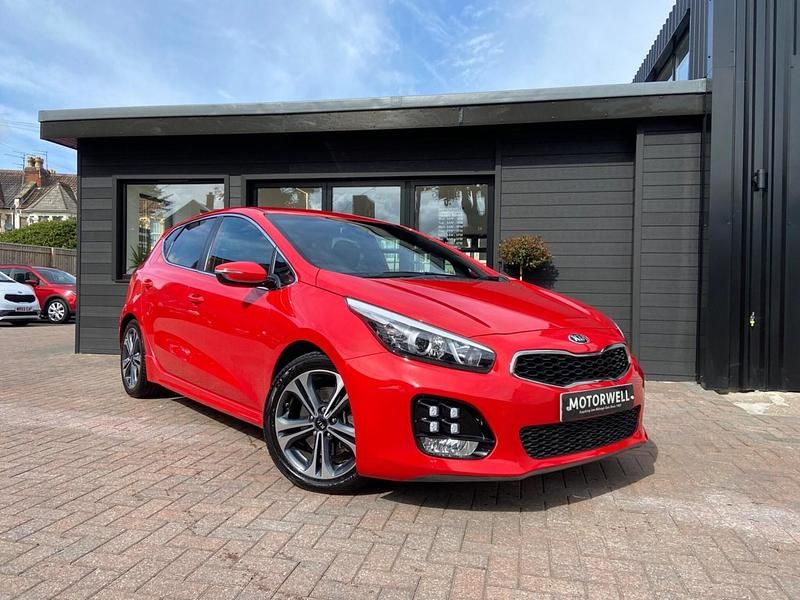 Red Used 2016 Kia Ceed GT-Line Hatchback | £8,990 (Fair price) - Image 1/4