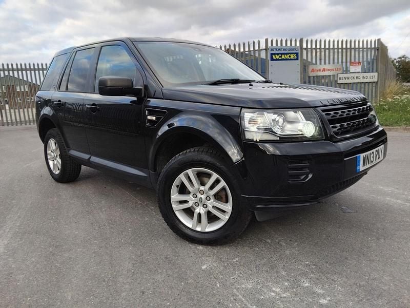 Black Used 2013 Land Rover Freelander 2 SUV | £4,595 (Good price) - Image 1/4