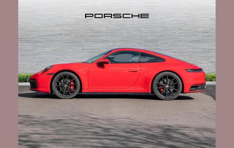 Used Porsche 911 444 HP (326 kW) 2019 Red Coupe