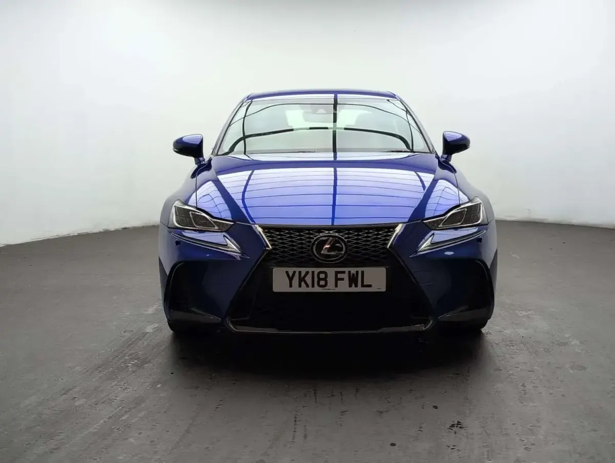 Used Lexus IS300h Sport Line 219 HP (161 kW) 2018 Blue Sedan