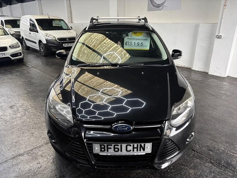 Used Ford Focus Titanium 115 HP (84 kW) 2011 Black Estate