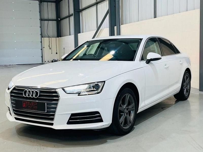 Begagnad Audi A4 Sport 150 HK (110 kW) 2016 Vit Sedan
