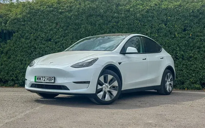 Used Tesla Model Y Long Range AWD 286 kW (389 HP) 2025 SUV