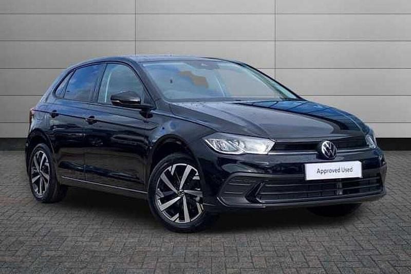 New VW Polo Match 95 HP (69 kW) 2025 Black Hatchback