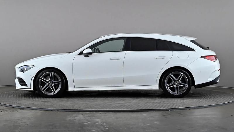 Used Mercedes CLA200 AMG Line Premium 163 HP (119 kW) 2020 White Estate
