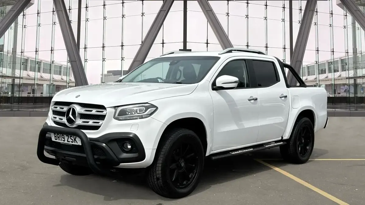 Used Mercedes X250 Progressive 190 HP (139 kW) 2019 White Pickup