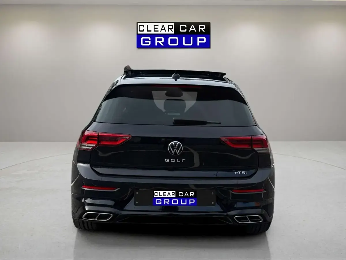 Used VW Golf VIII R-line 150 HP (110 kW) 2022 Black Hatchback