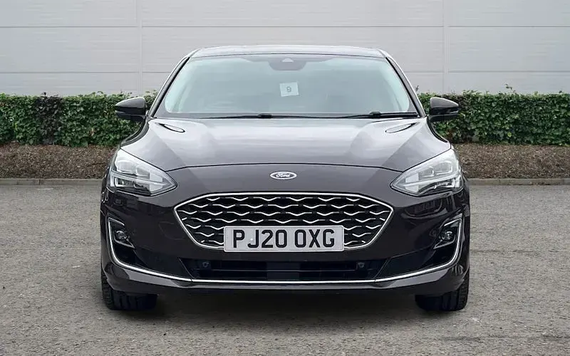 Used Ford Focus Vignale 125 HP (91 kW) 2020 Purple Hatchback