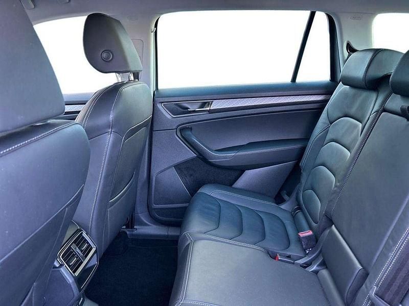 Used Skoda Kodiaq SE L Executive 150 HP (110 kW) 2023 Brilliant silver metallic SUV