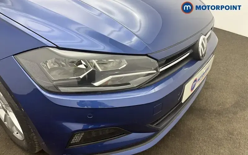 Used VW Polo SE 95 HP (69 kW) 2018 Blue Hatchback