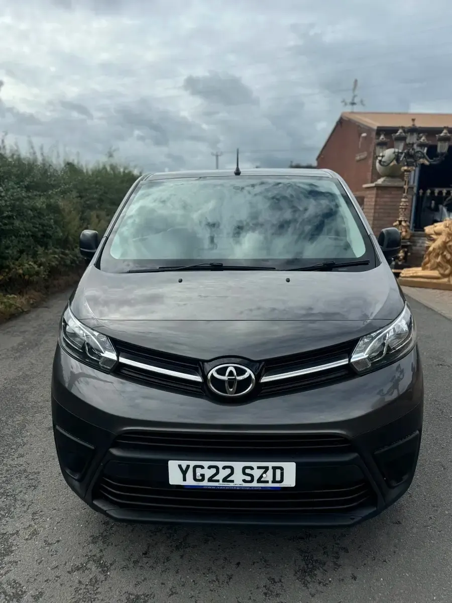 Used Toyota Proace Active 120 HP (88 kW) 2022 Grey MPV