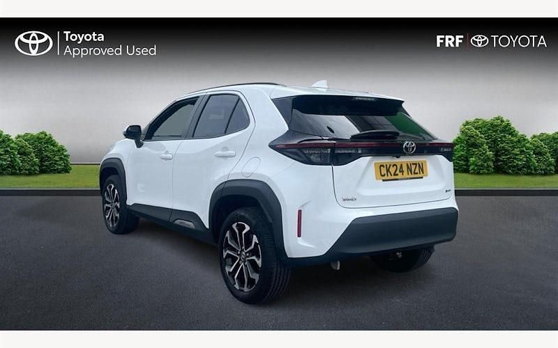 Used Toyota Yaris Hybrid Design 116 HP (85 kW) 2026 Estate