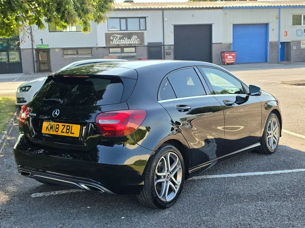 Used Mercedes A180 Sport Edition 122 HP (89 kW) 2018 Black Hatchback