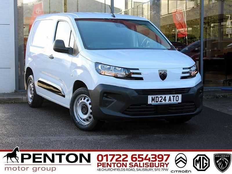 White Used 2024 Peugeot Partner S MPV | £12,990 (Good price) - Image 1/4