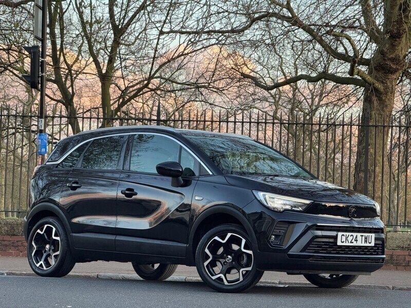 Black Used 2024 Vauxhall Crossland Ultimate SUV | £10,999 - Image 1/4