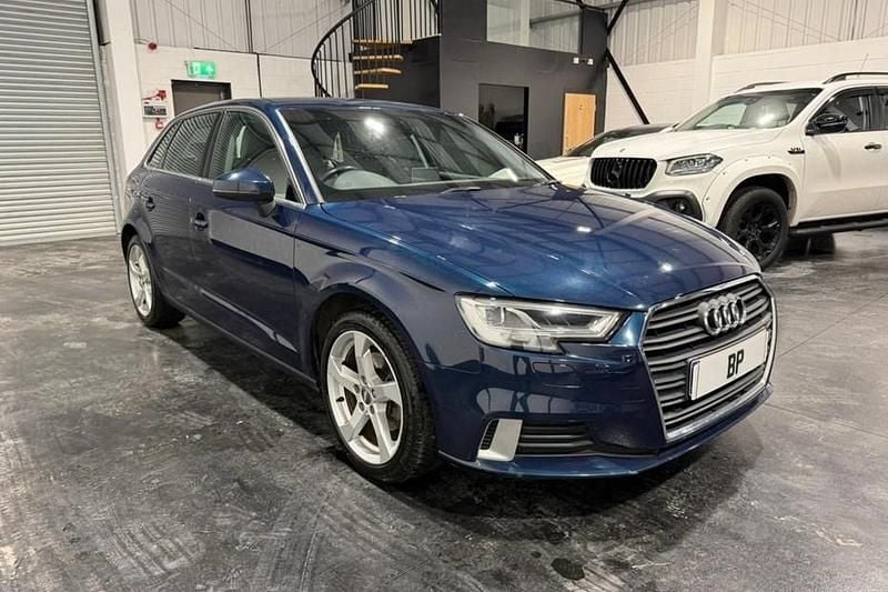 Used Audi A3 Sport 150 HP (110 kW) 2017 Blue Hatchback