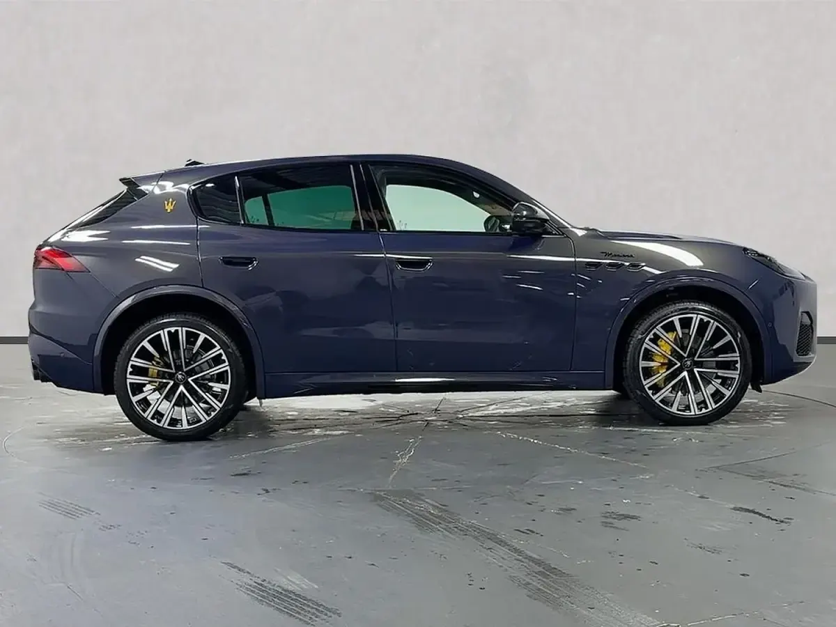 New Maserati Grecale 2026 Black SUV