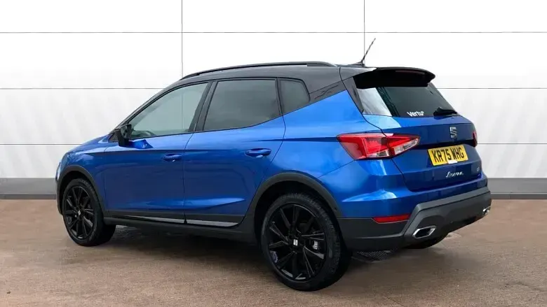 New Seat Arona Black Edition 115 HP (84 kW) 2025 Blue SUV