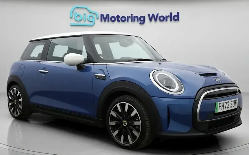 Used Mini Cooper Level 3 135 kW (184 HP) 2023 Hatchback