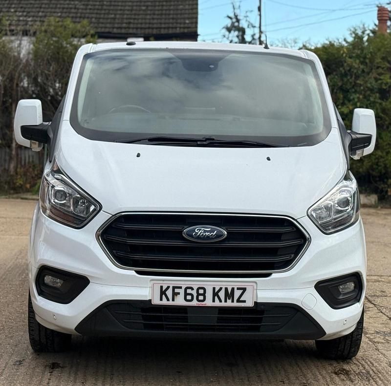 Used Ford Transit Custom Limited 2019 White