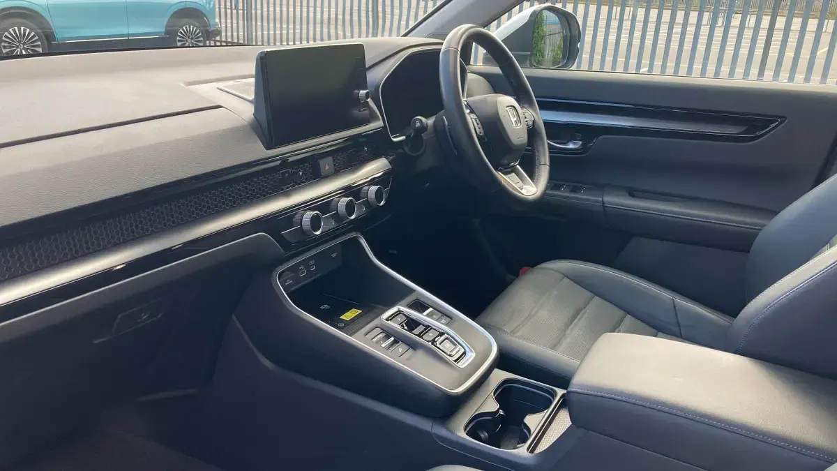 Used Honda CR-V Elegance 184 HP (135 kW) 2025 White SUV