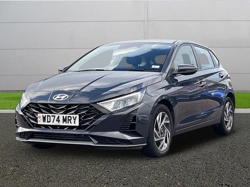 Used Hyundai i20 Advanced 101 HP (74 kW) 2024 Grey Hatchback