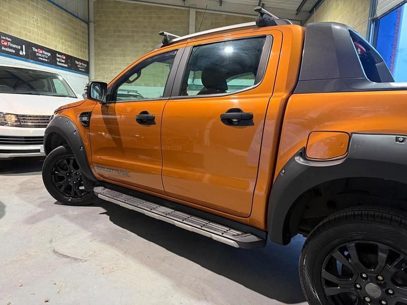 Used Ford Ranger Wildtrack 200 HP (147 kW) 2016 Orange Pickup