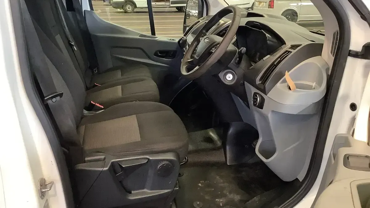 Used Ford Transit 130 HP (95 kW) 2018 White Van
