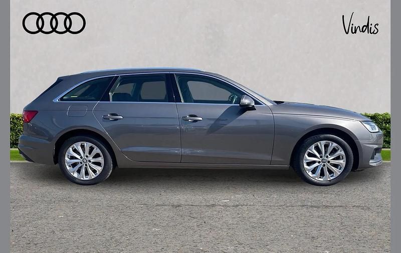Used Audi A4 Comfort 161 HP (118 kW) 2020 Grey Estate