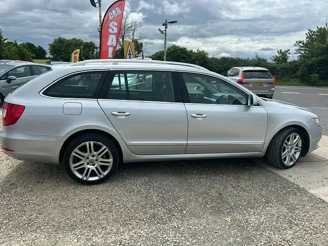 Used Skoda Superb Elegance 170 HP (125 kW) 2010 Silver Estate