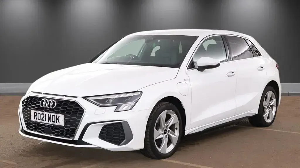 Used Audi A3 e-tron S-Line 2021 White Hatchback