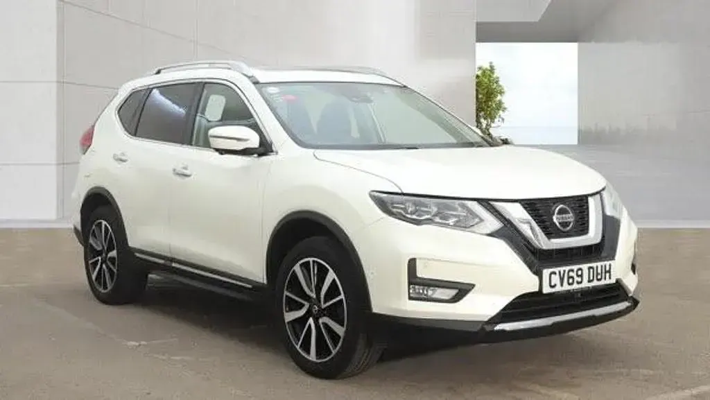 Used Nissan X-Trail S 150 HP (110 kW) 2019 White SUV