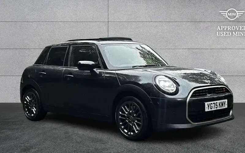 Used Mini Cooper Exclusive 150 kW (204 HP) 2025 Hatchback