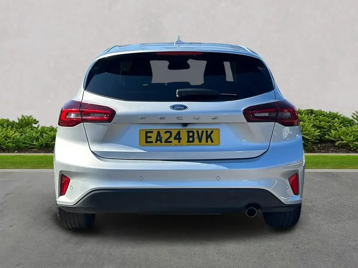 Używany Ford Focus Titanium X 2024 Srebrny Hatchback