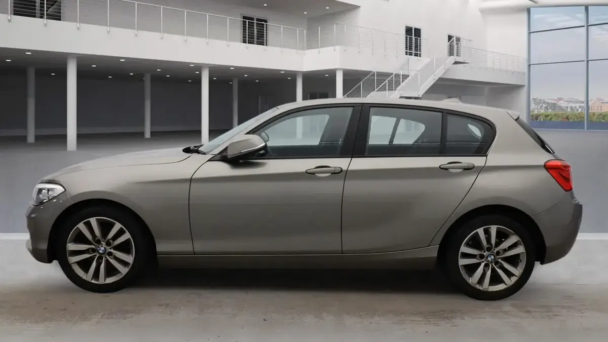 Used BMW 116 Sport Line 2017 Silver Hatchback