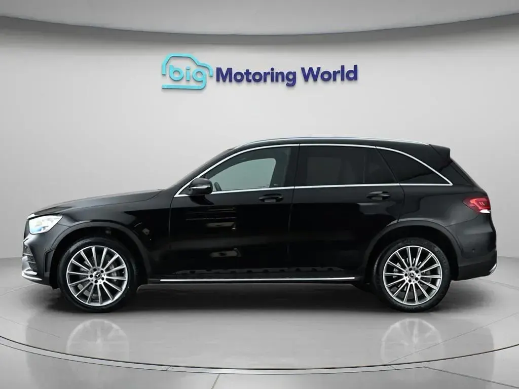 Used Mercedes GLC300e AMG line 2022 Black SUV