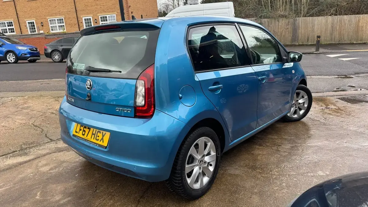 Used Skoda Citigo SE L 75 HP (55 kW) 2017 Blue Hatchback