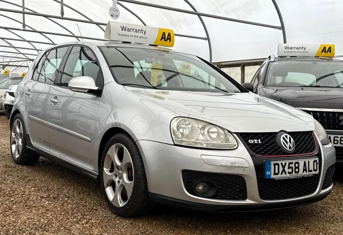 Usado VW Golf VI GTI 2008 Prateado Citadino