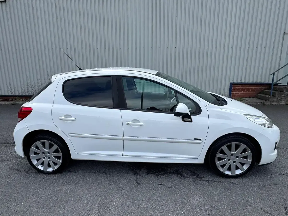 Used Peugeot 207 Sportium 2012 White Hatchback
